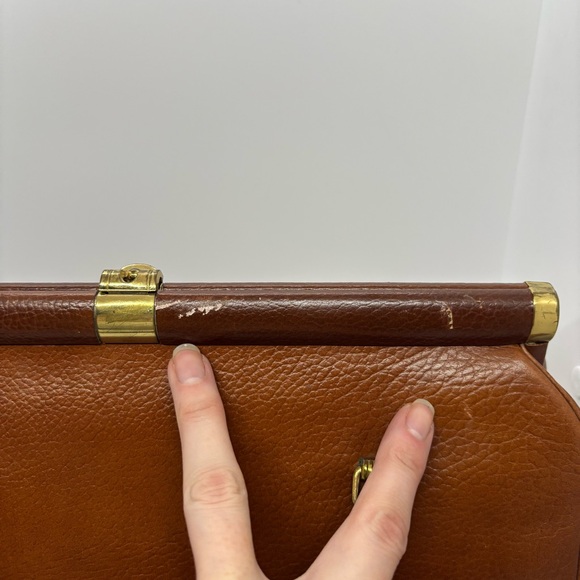 Vintage Classic Structured Top Handle Leather Handbag – Cognac Brown – OS - Picture 14 of 16